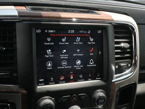 Used 2019 RAM 1500 Laramie w/ Convenience Group AWD/4WD image 15