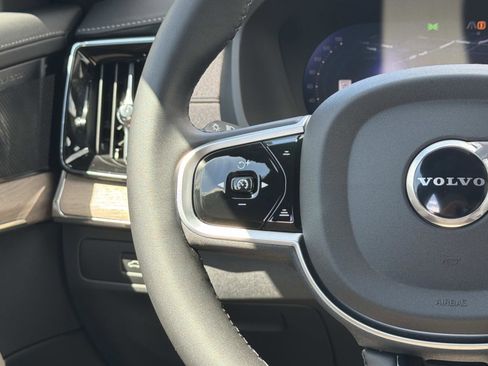 New 2026 Volvo XC90 T8 Ultra w/ Lounge Package AWD/4WD image 8