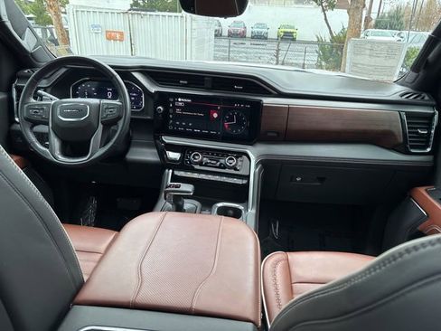 Used 2023 GMC Sierra 1500 Denali Ultimate image 34
