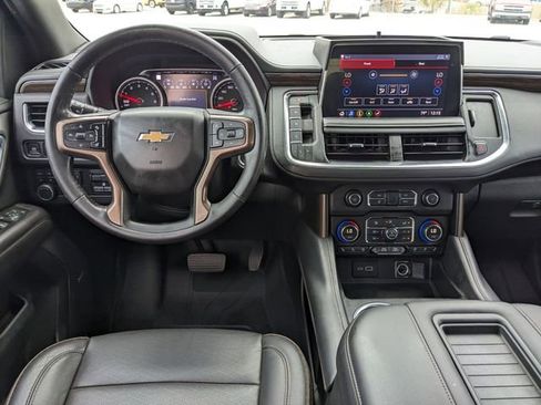 Used 2021 Chevrolet Tahoe High Country w/ Premium Package AWD/4WD image 15
