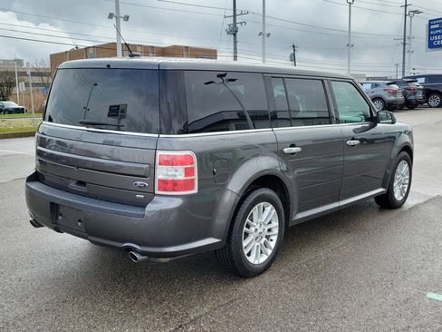 Used 2019 Ford Flex SEL image 4