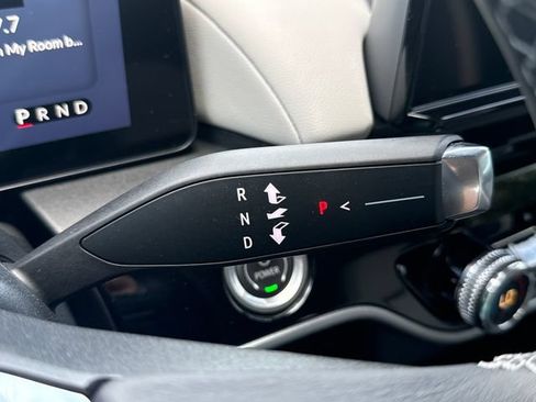 Used 2024 Honda Prologue Touring image 25