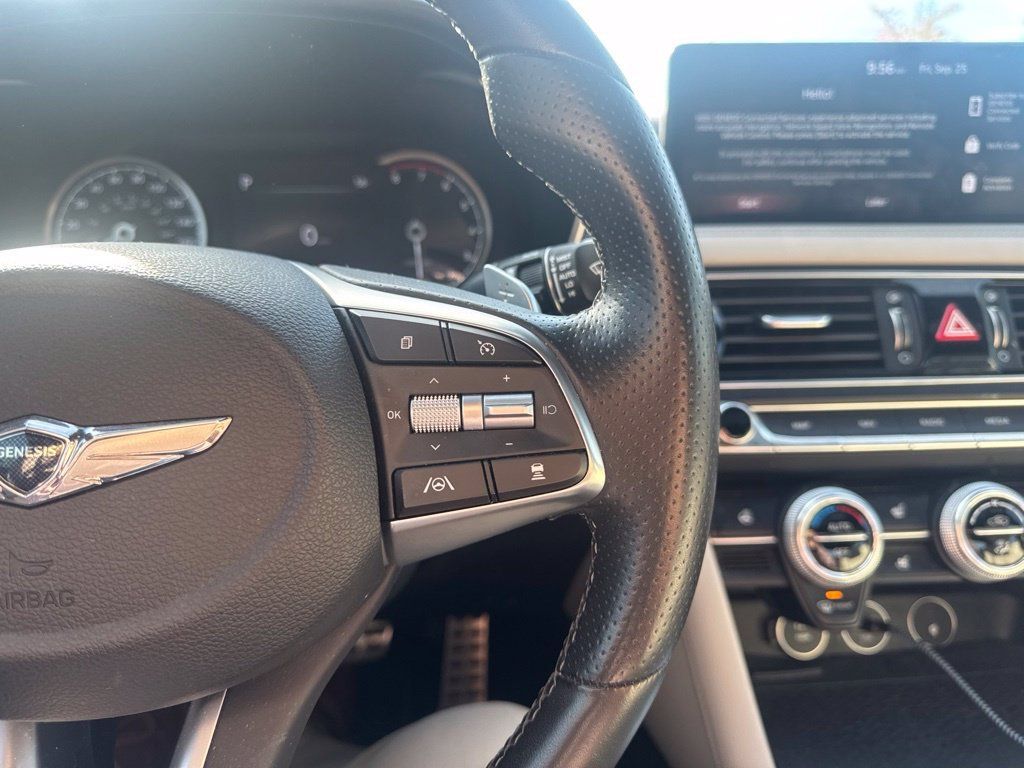 Used 2023 Genesis G70 2.0T w/ Sport Prestige Package AWD/4WD image 18