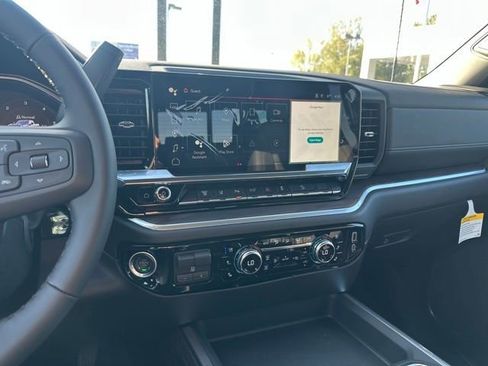 New 2026 GMC Sierra 2500 SLT w/ SLT Convenience Package image 22