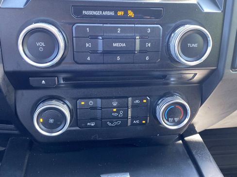 Used 2018 Ford F150 XL w/ Equipment Group 101A Mid AWD/4WD image 17