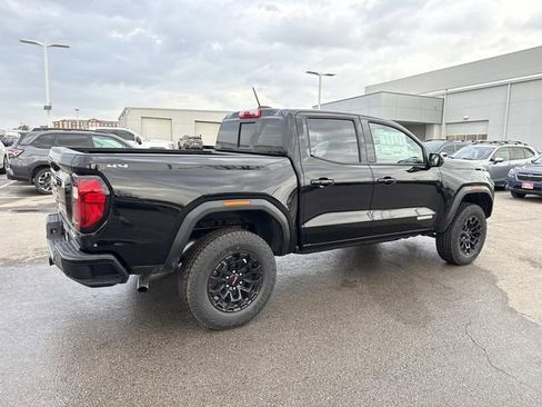 New 2026 GMC Canyon Elevation w/ Convenience Package image 2