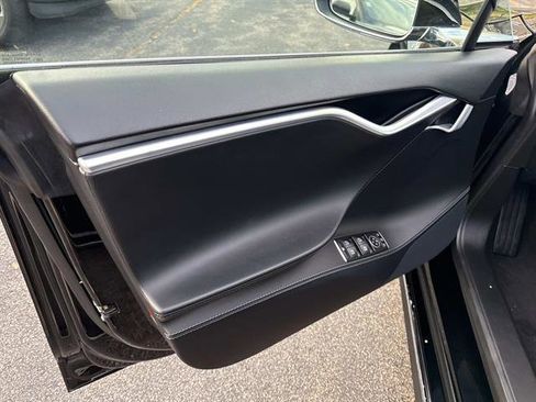 Used 2014 Tesla Model S P85 image 18