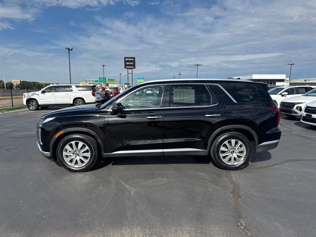 Used 2025 Hyundai Palisade SEL FWD image 8