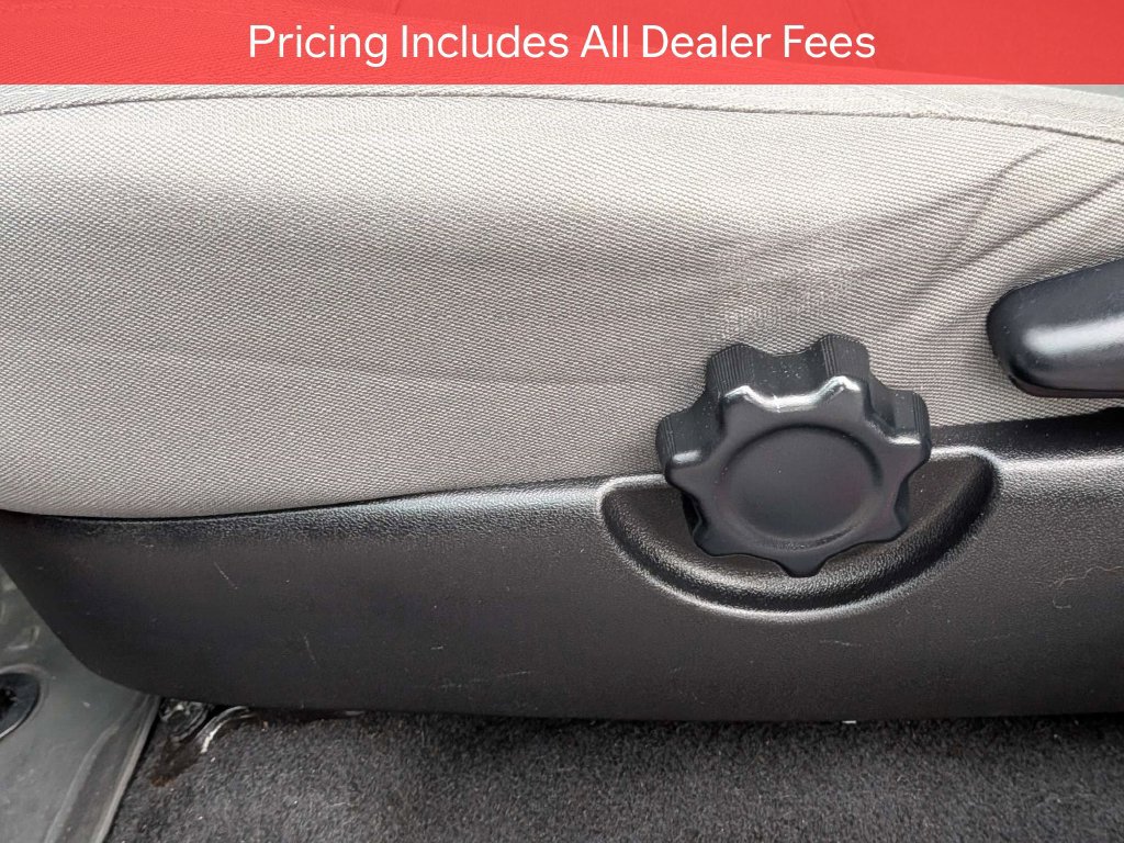 Used 2016 Toyota Tacoma SR5 RWD image 21