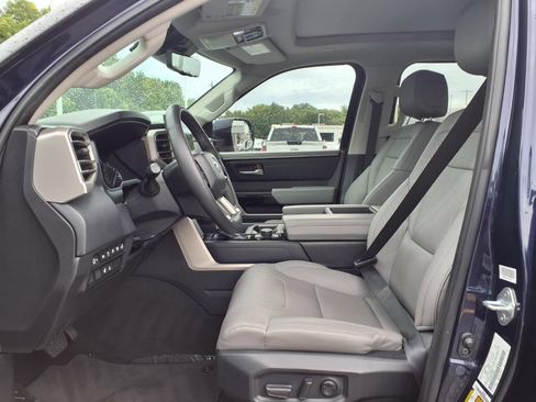 Used 2023 Toyota Tundra Limited RWD image 17