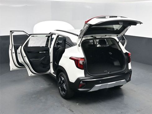 New 2026 Kia Seltos S image 15