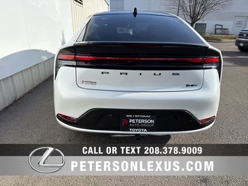 Used 2025 Toyota Prius AWD image 4