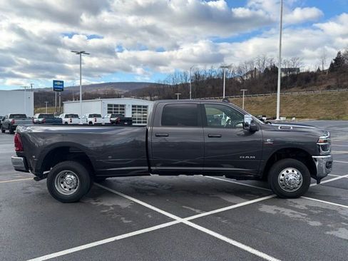 New 2026 RAM 3500 Laramie image 9