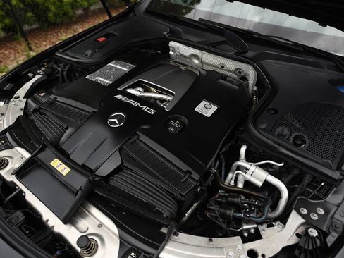 Used 2023 Mercedes-Benz E 63 AMG S image 32