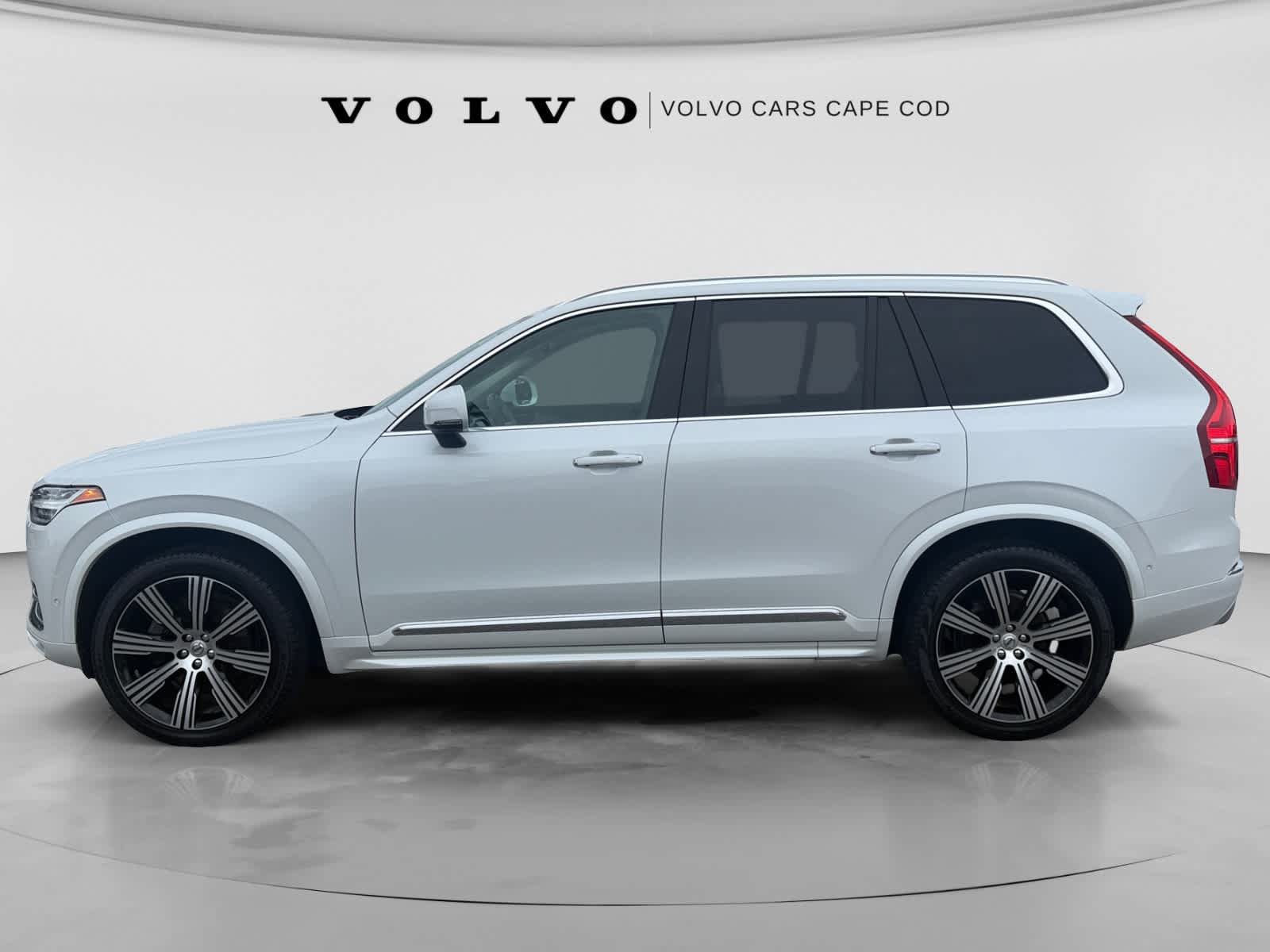 Used 2021 Volvo XC90 T6 Inscription w/ Protection Package AWD/4WD image 4