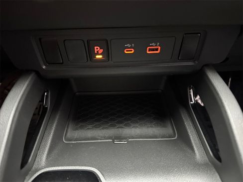 Used 2023 Nissan Frontier SV w/ Midnight Edition Package image 23