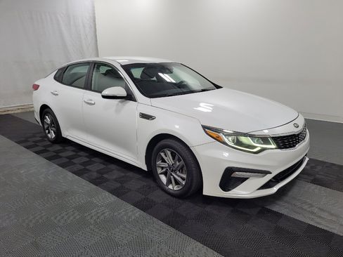 Used 2019 Kia Optima LX FWD image 11