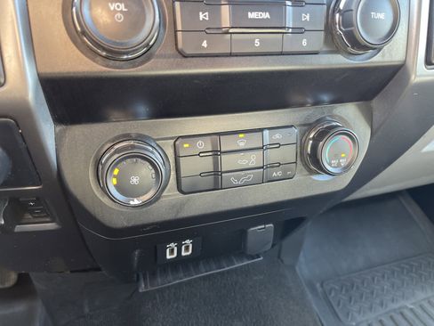 Used 2020 Ford F150 XLT w/ XTR Package AWD/4WD image 18