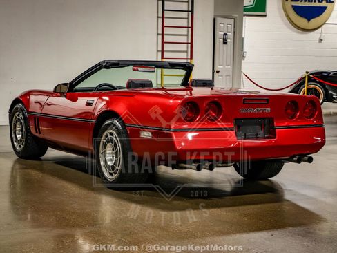 Used 1986 Chevrolet Corvette Convertible image 8