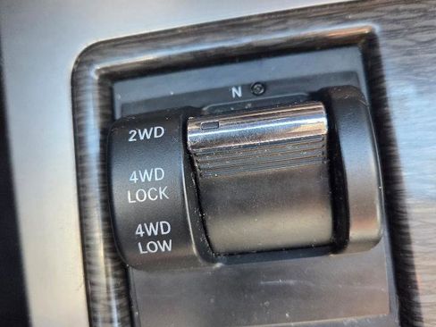 Used 2011 Jeep Liberty Limited Jet AWD/4WD image 26