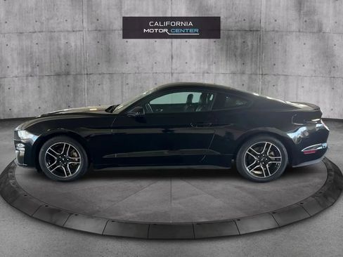 Used 2020 Ford Mustang Premium image 8