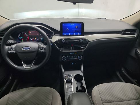 Used 2020 Ford Escape SE image 15