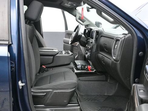 Used 2021 Chevrolet Silverado 1500 RST AWD/4WD image 10