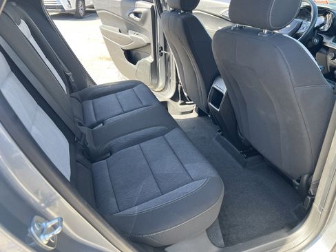 Used 2024 Chevrolet Trax LS FWD image 16