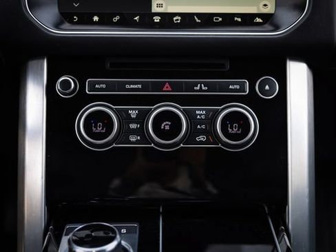 Used 2017 Land Rover Range Rover HSE AWD/4WD image 29