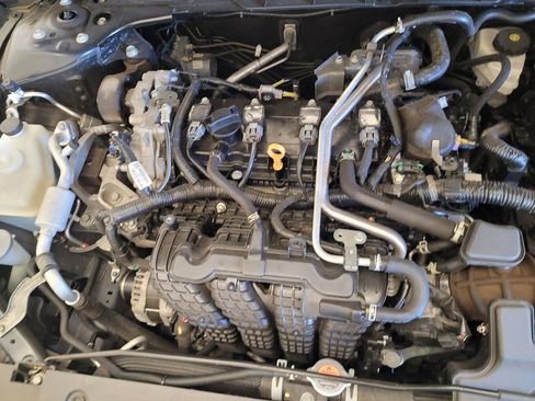 Used 2022 Nissan Altima 2.5 SR FWD image 30
