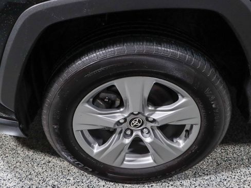 Used 2024 Toyota RAV4 XLE FWD image 11