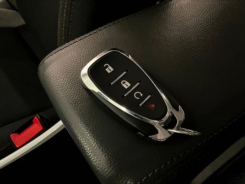 Used 2021 Chevrolet Bolt LT FWD image 33