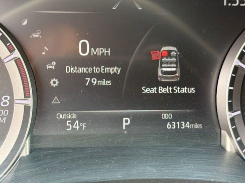 Used 2022 Toyota Highlander XLE AWD/4WD image 12