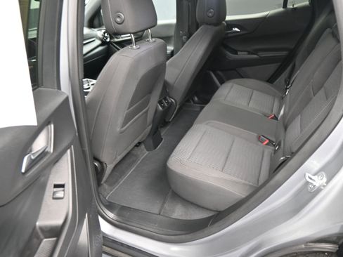 Used 2026 Chevrolet Equinox LT FWD image 17