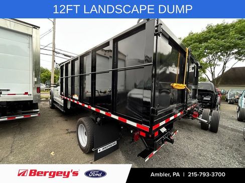 New 2026 Ford F550 4x4 Crew Cab image 7