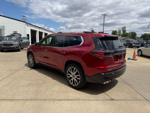 New 2026 GMC Acadia Denali Ultimate w/ LPO, Floor Liner Package AWD/4WD image 30