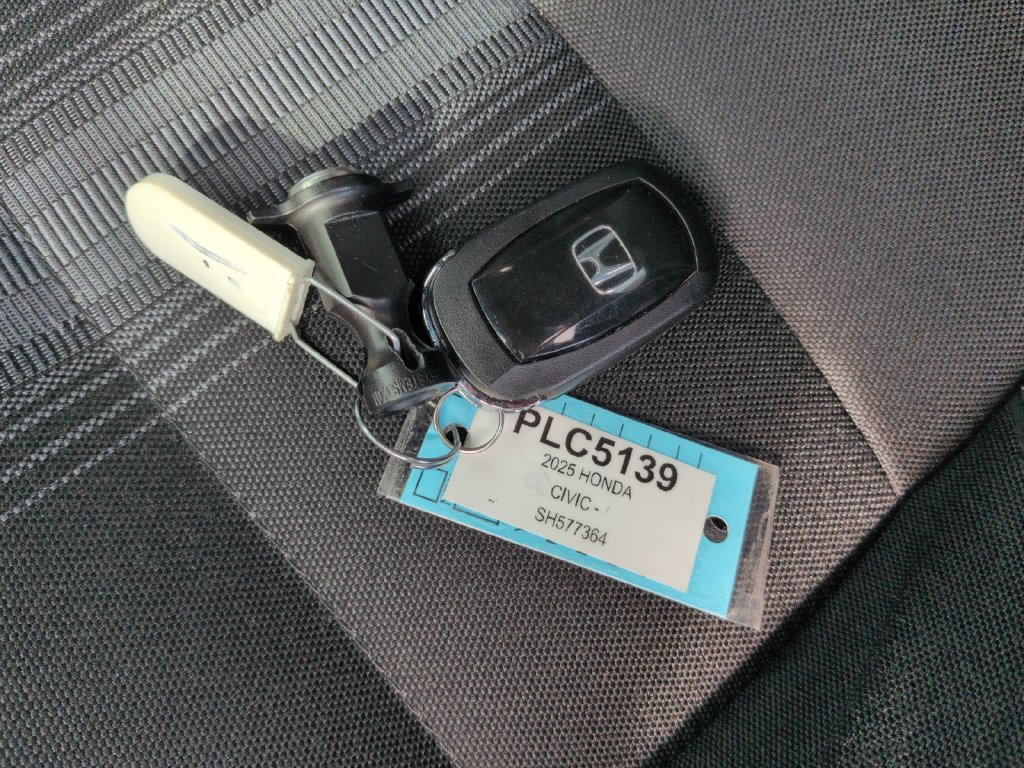 Used 2025 Honda Civic Sport image 30
