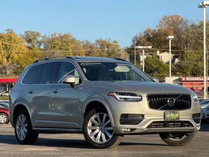 Used 2016 Volvo XC90 T6 Momentum w/ Momentum Plus Package