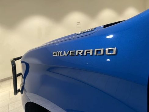 Used 2023 Chevrolet Silverado 1500 RST AWD/4WD image 30