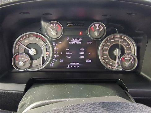 Used 2018 RAM 3500 Laramie Longhorn image 11