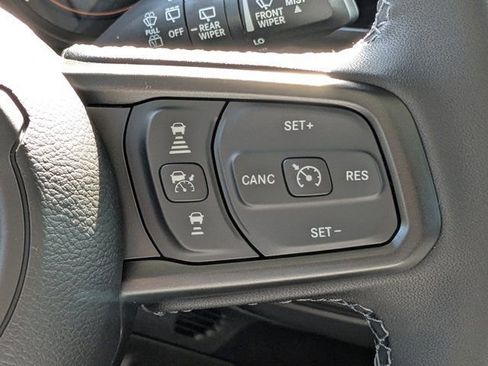 New 2026 Jeep Wrangler Unlimited Rubicon AWD/4WD image 27