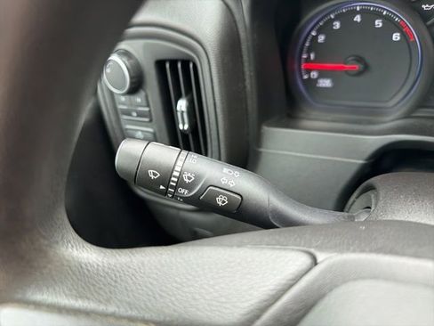 Used 2021 Chevrolet Silverado 2500 Custom w/ Custom Value Package image 38