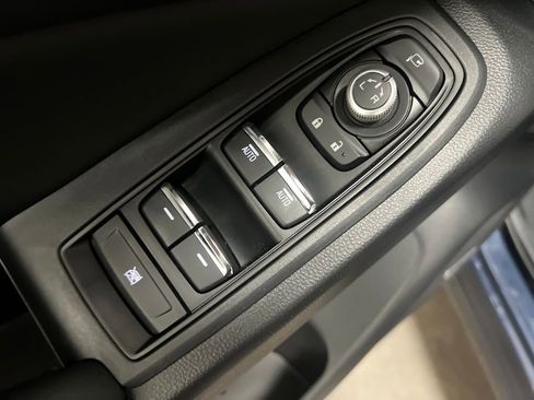 Certified 2025 Subaru Ascent Bronze Edition w/ Popular Package #2 image 14