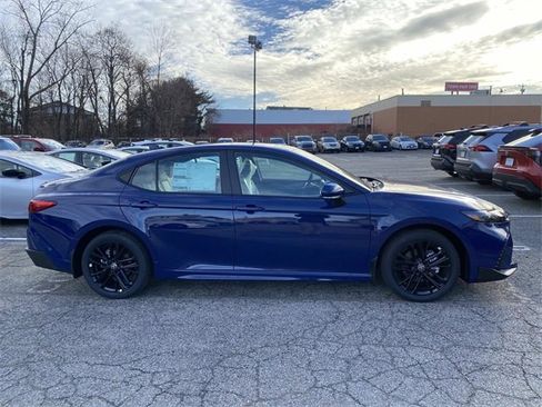 New 2026 Toyota Camry SE image 2