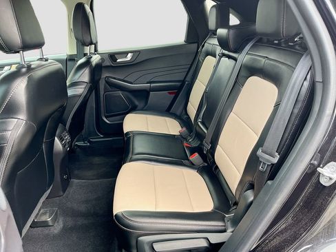 Used 2022 Ford Escape Titanium w/ Titanium Elite Package AWD/4WD image 26
