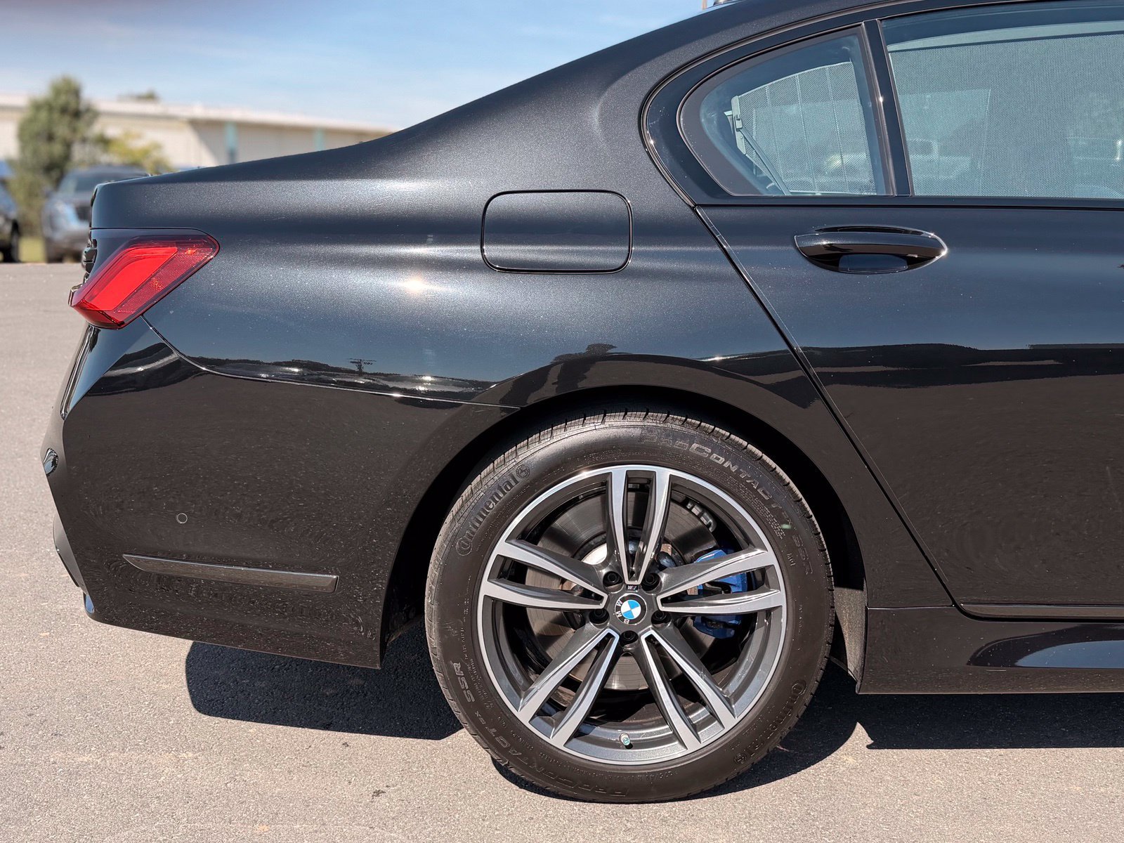 Used 2020 BMW 750i xDrive w/ Executive Package AWD/4WD image 81
