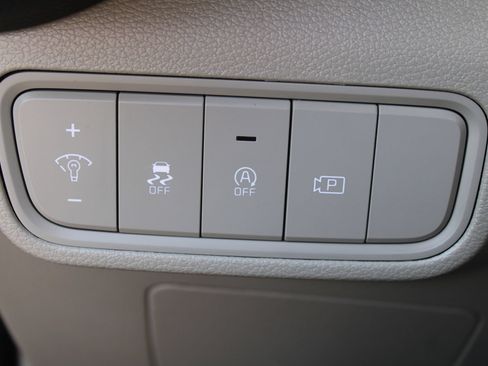 Certified 2025 Kia Soul EX FWD image 24