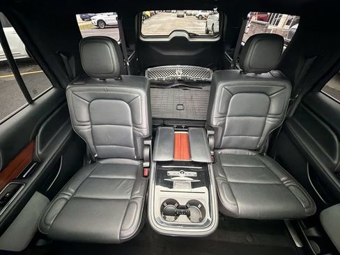Used 2018 Lincoln Navigator L Reserve w/ Technology Package AWD/4WD image 26