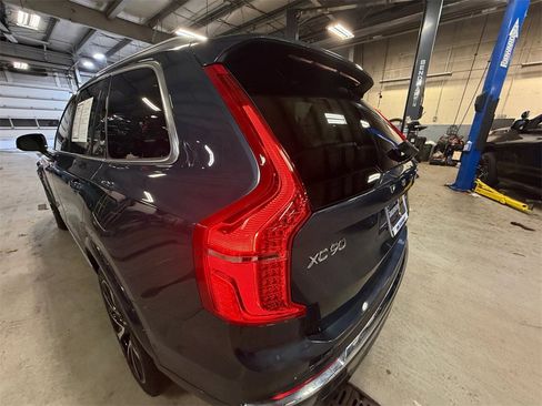 Used 2024 Volvo XC90 B6 Ultimate image 30