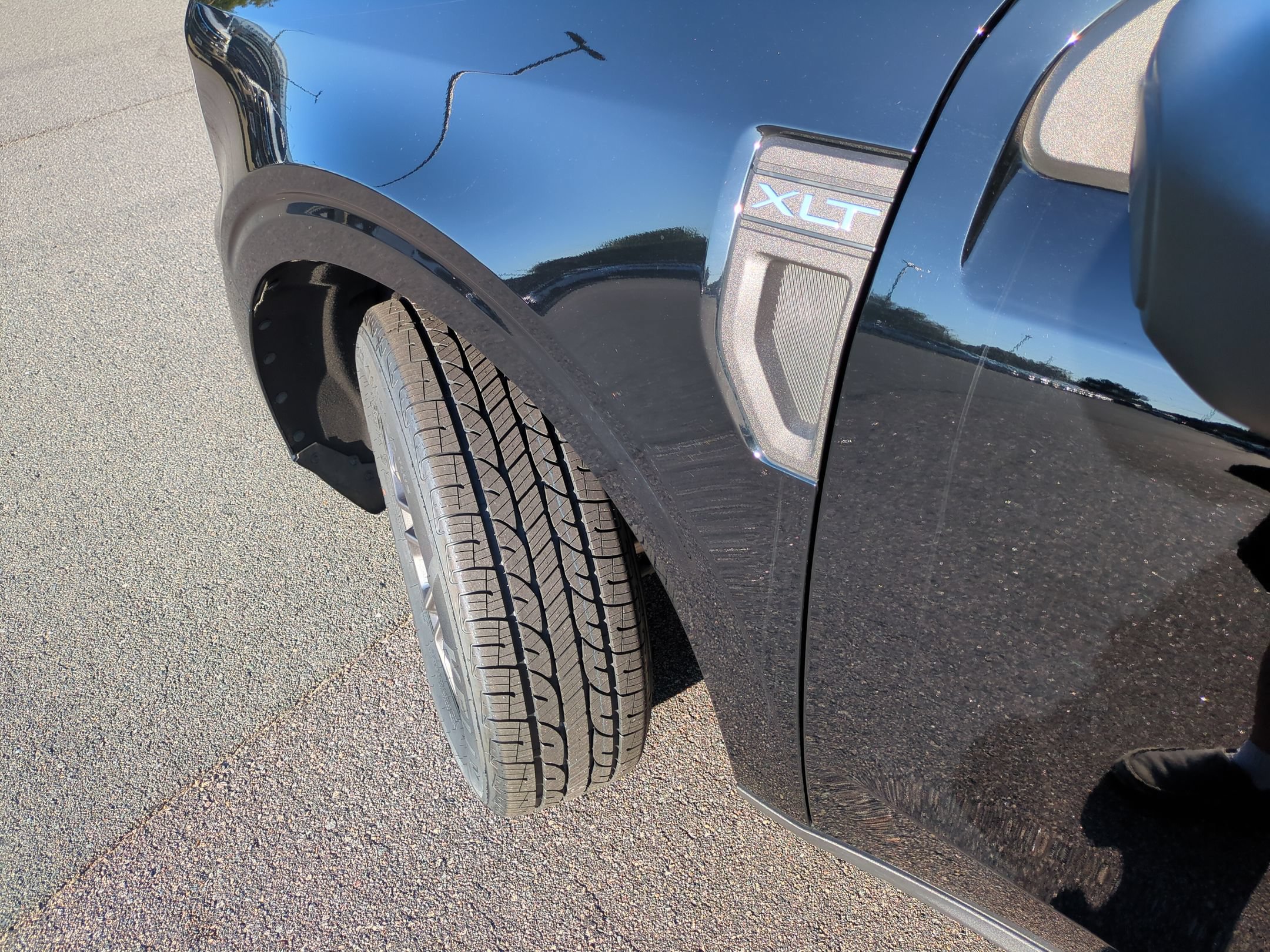 Used 2024 Ford Maverick XLT FWD image 12